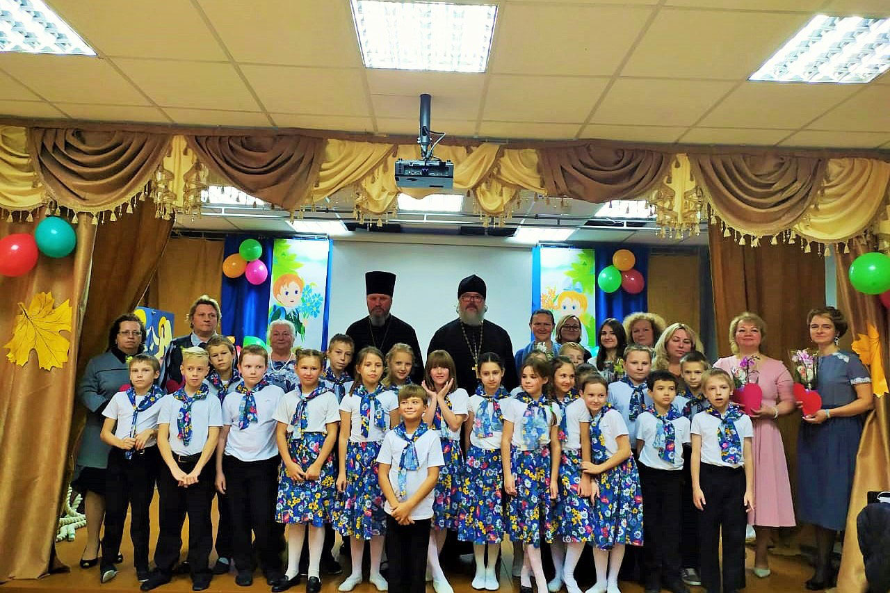 День учителя в Серафимовской гимназии